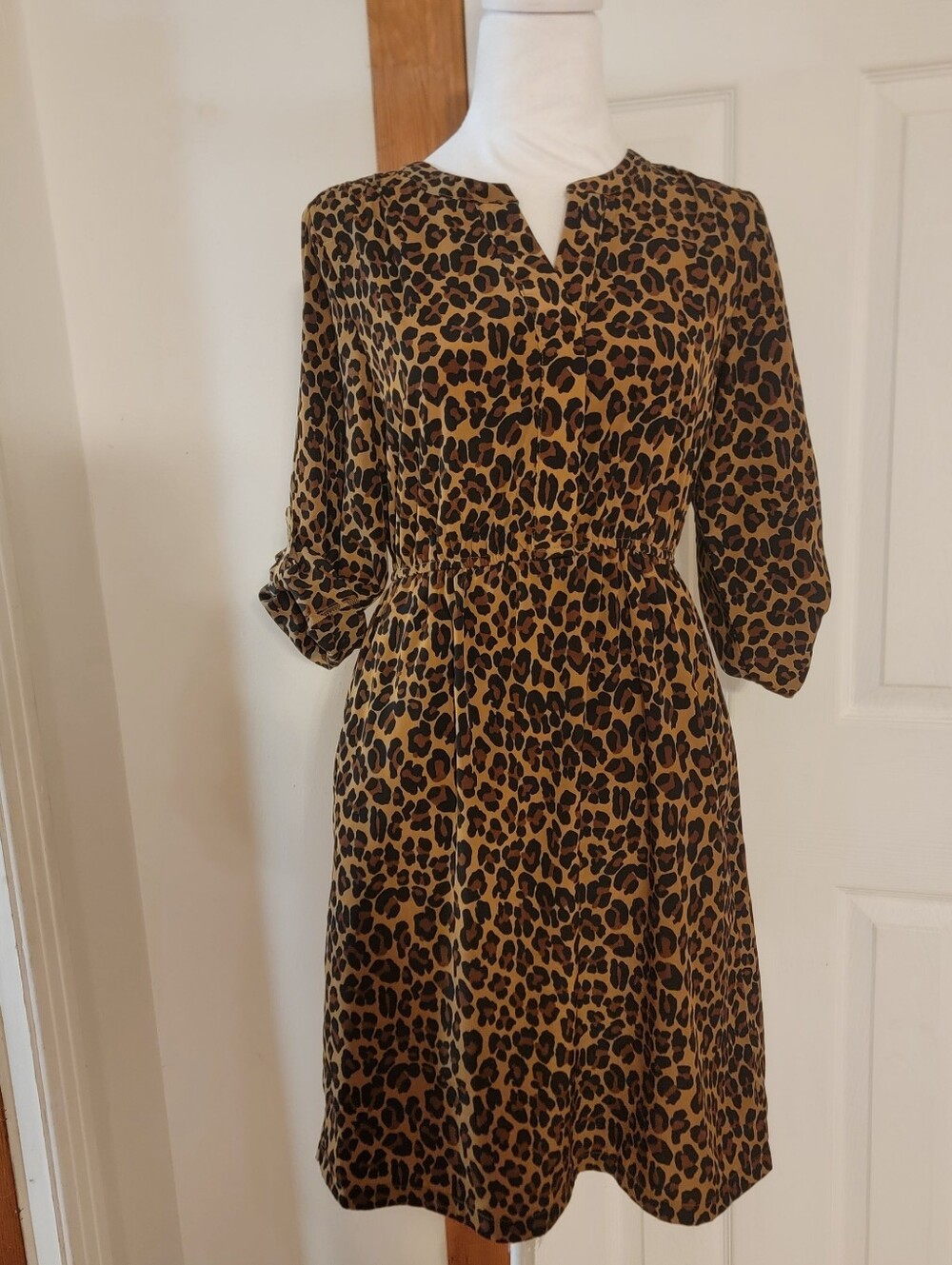 Old Navy Women's Leopard Animal Print Shirtdress Roll Tab Sleeves Extra Small